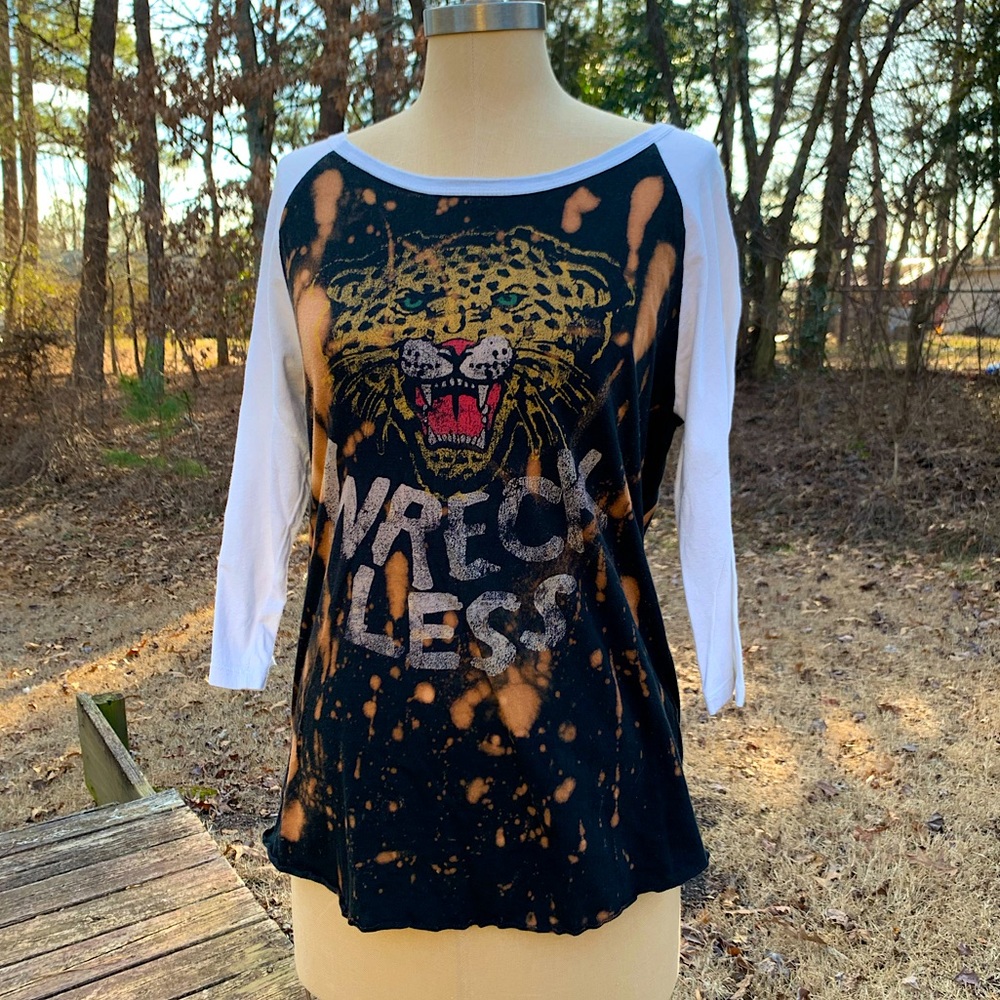 🐆 Wreckless Jaguar Cat Bleached Tee🐆